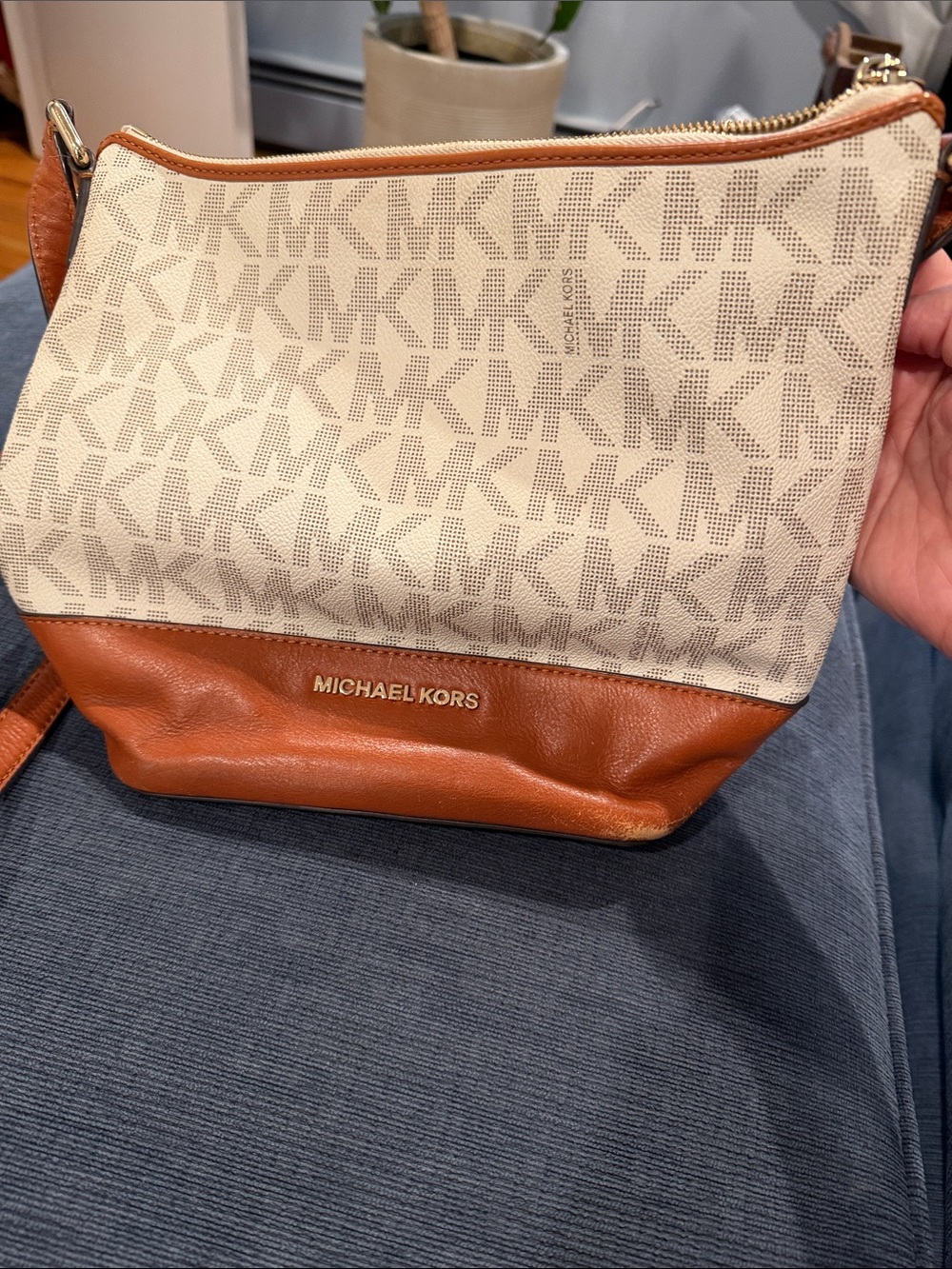 Michael Kors Cream & Brown Signature Crossbody